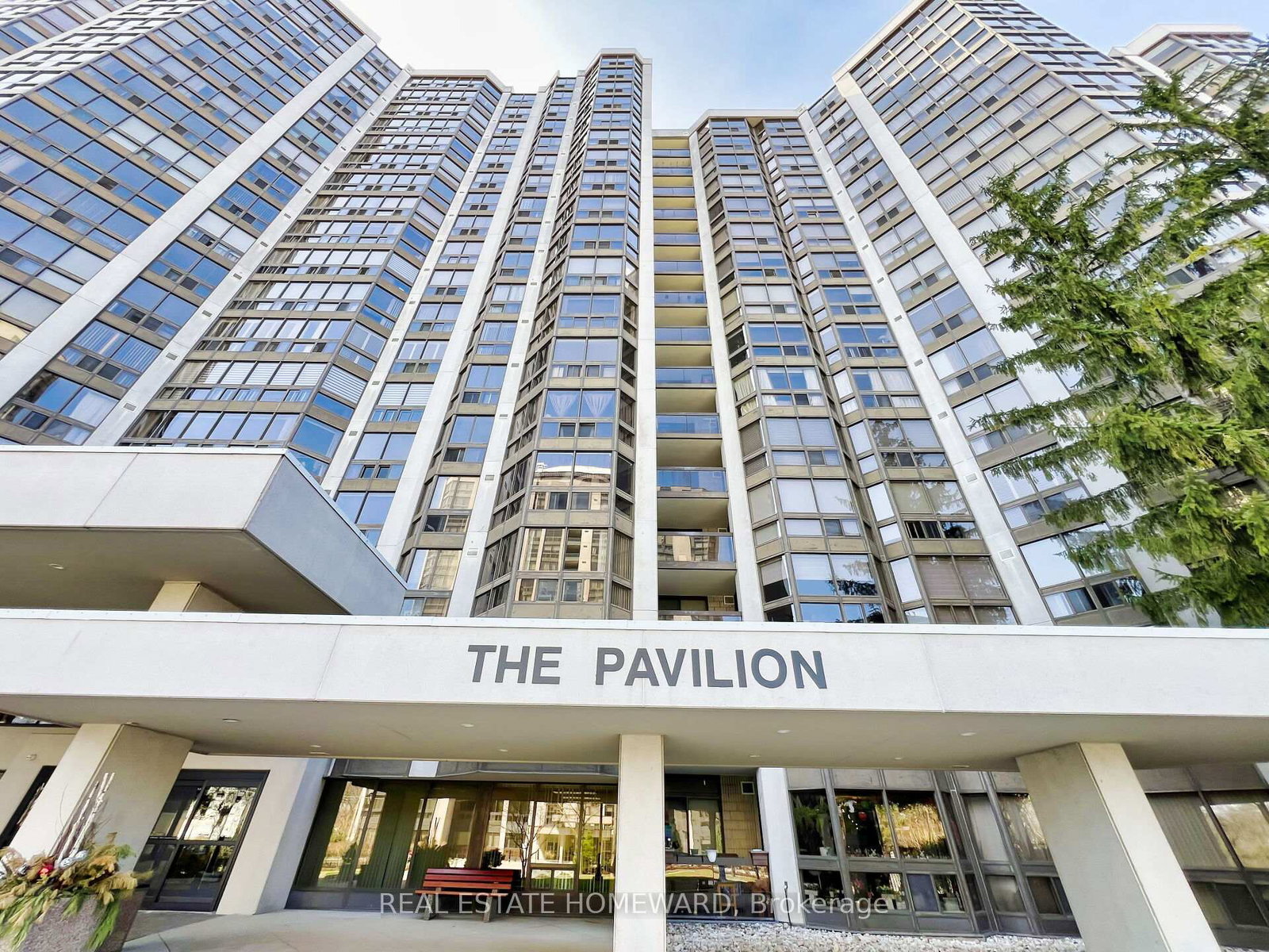 10-kenneth-avenue-north-york-ontario-c12068553