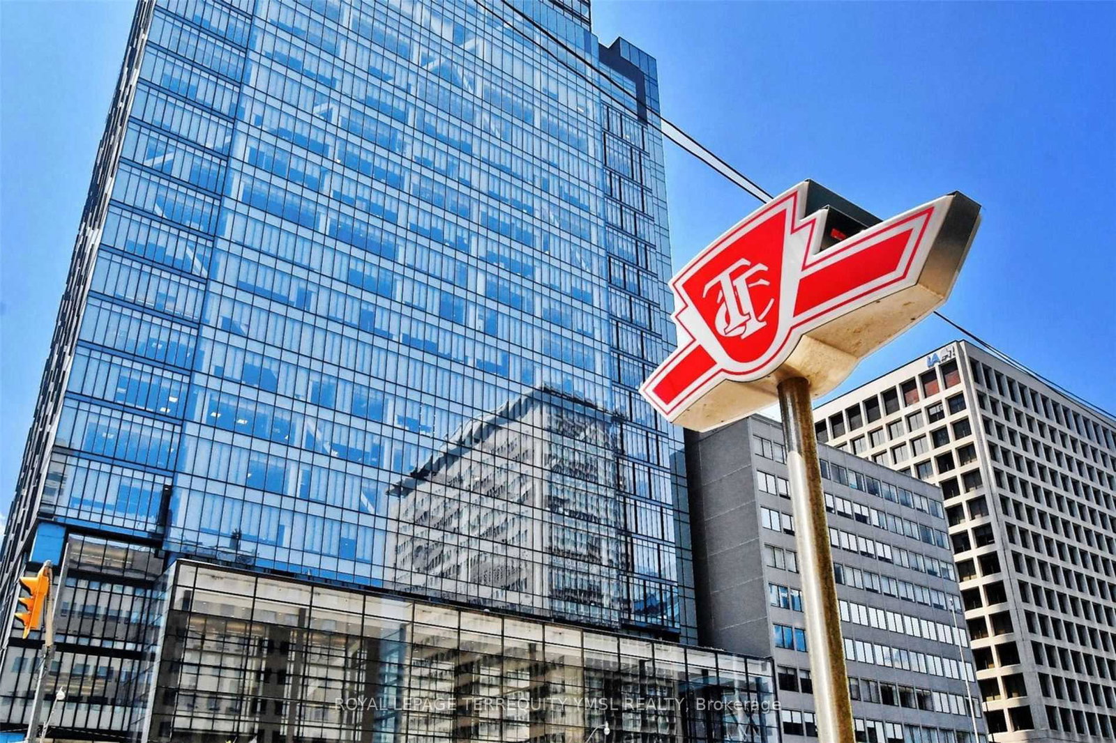 488-university-avenue-toronto-ontario-c12076784