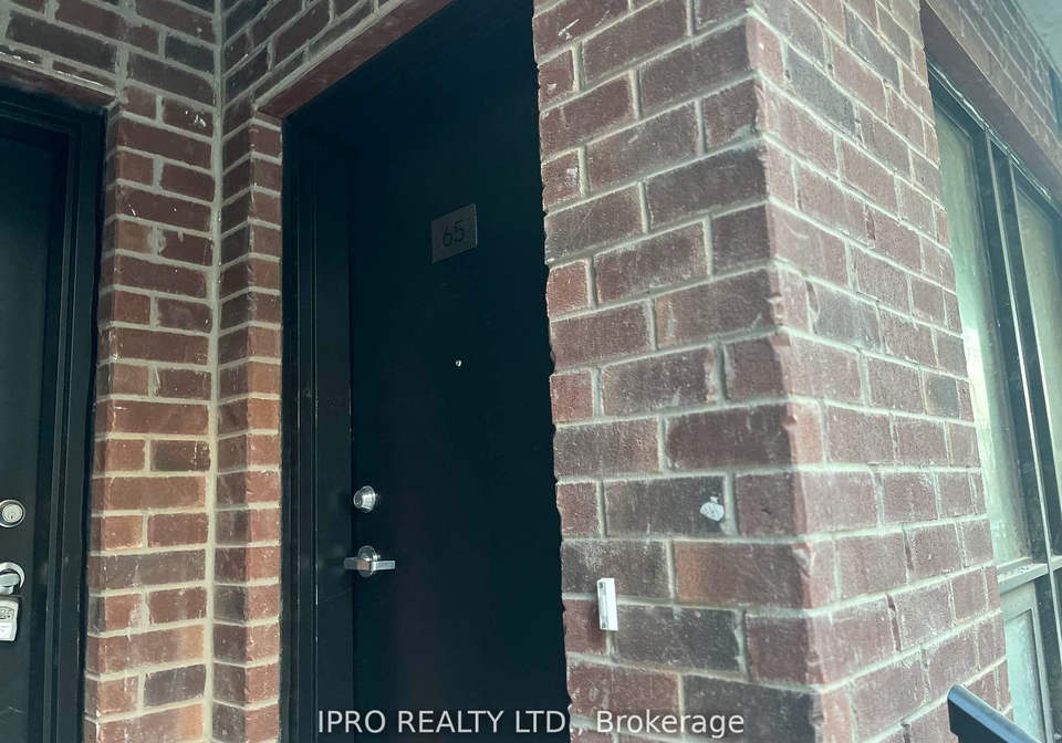 861-sheppard-avenue-w-toronto-ontario-c12076850