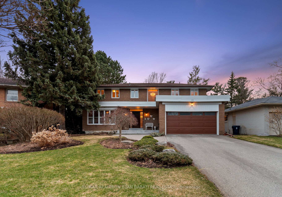 11-warlock-crescent-north-york-ontario-c12077209