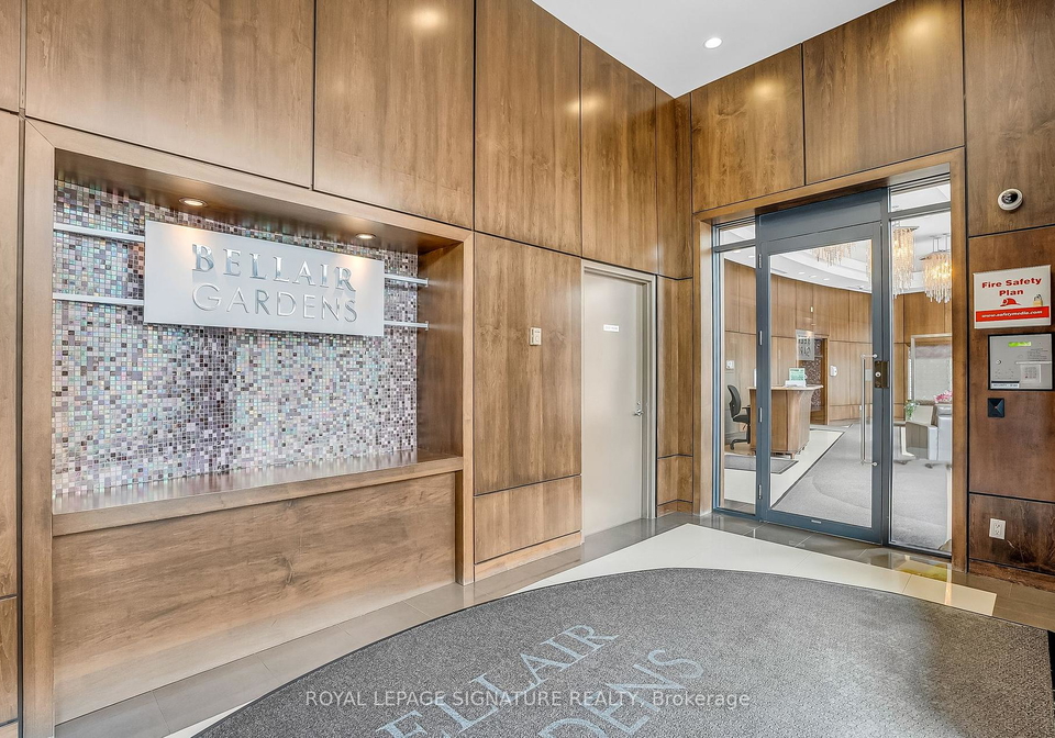 18-valley-woods-road-north-york-ontario-c12080354