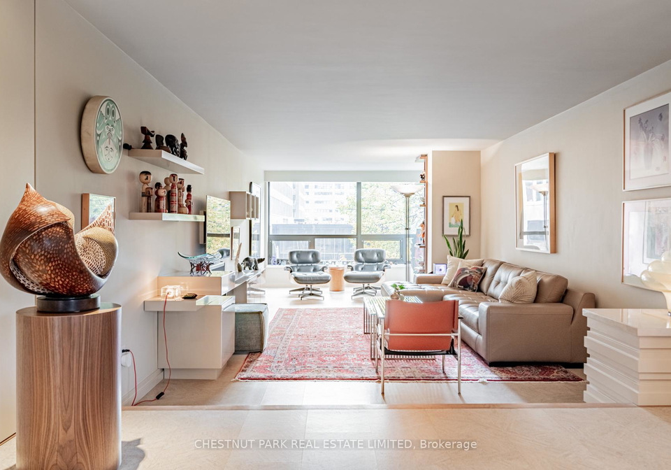 62-wellesley-street-w-toronto-ontario-c12080746