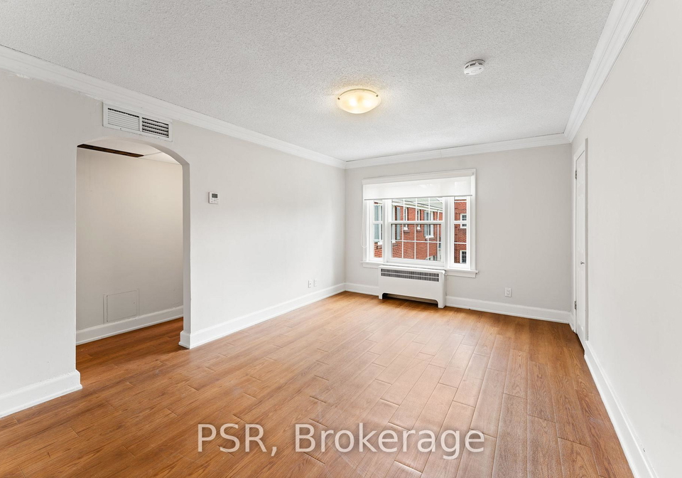 1365-bayview-avenue-east-york-ontario-c12081103
