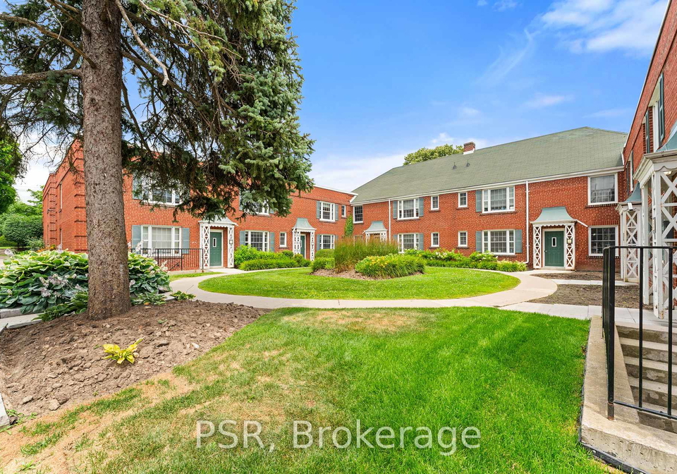 1365-bayview-avenue-east-york-ontario-c12081103