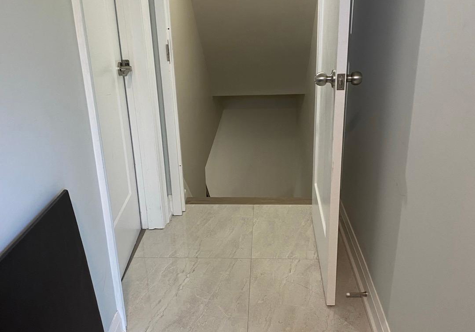 8-saber-court-toronto-ontario-c12082632