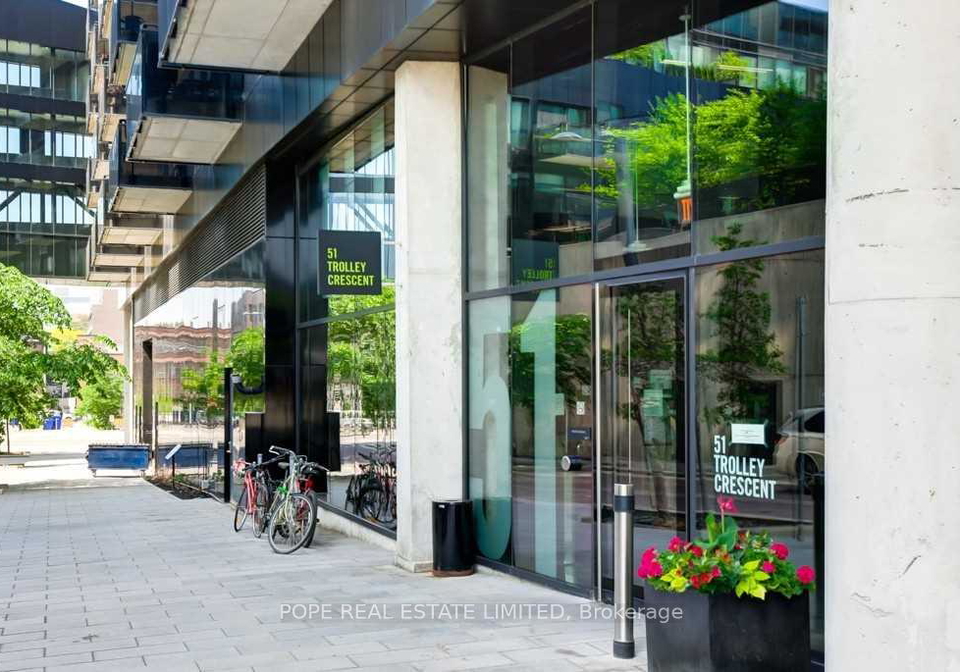 51-trolley-crescent-toronto-ontario-c12087027