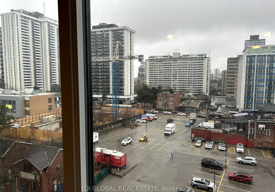 1-belsize-drive-toronto-ontario-c12087946