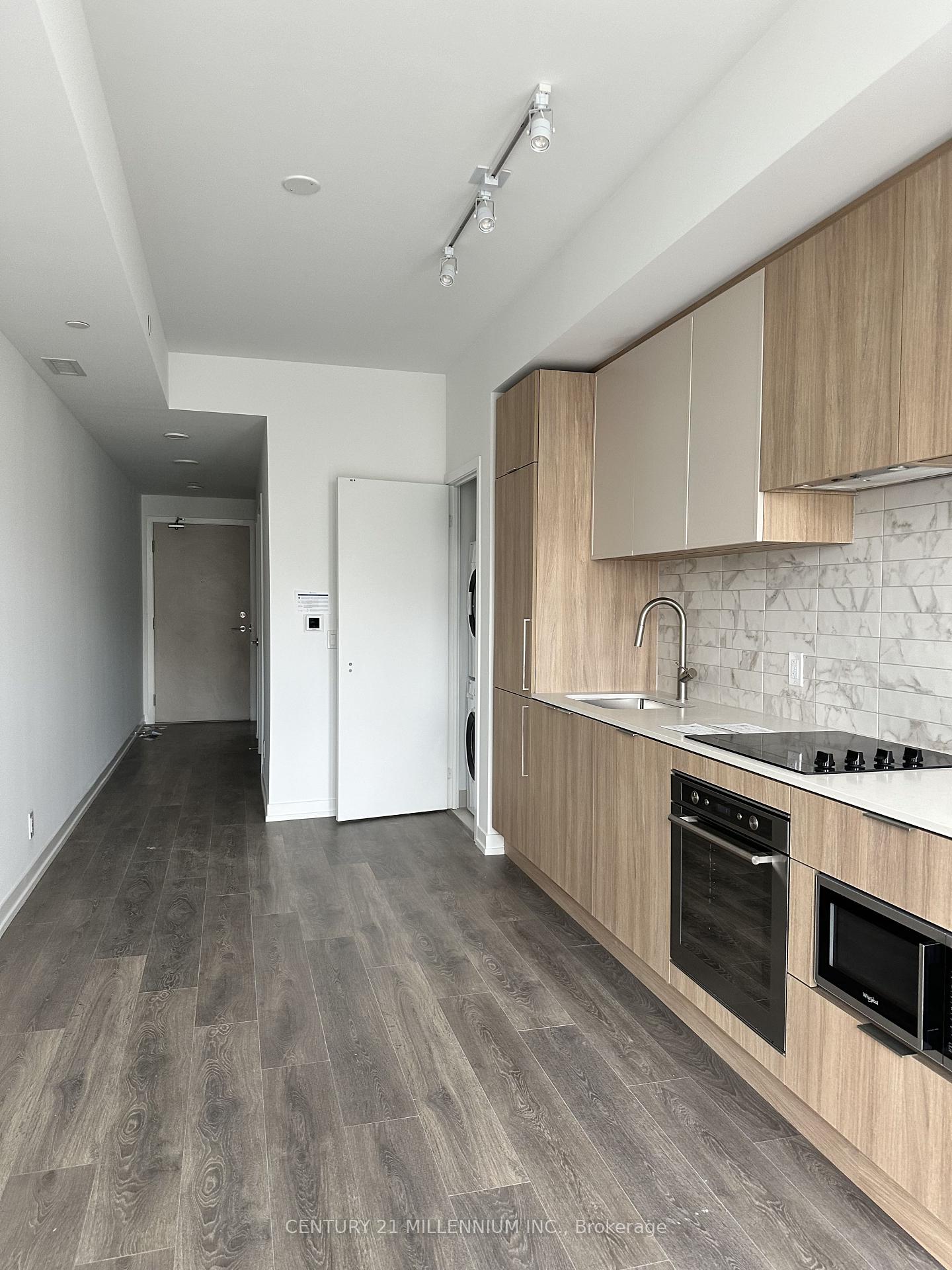 2020-bathurst-street-toronto-ontario-c12089908