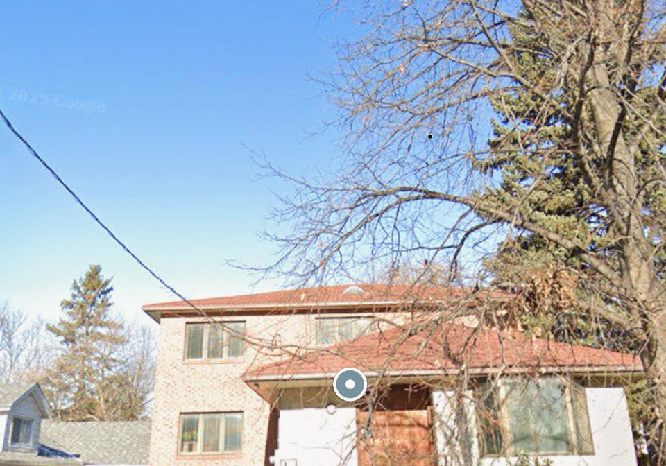 16-connaught-avenue-toronto-ontario-c12091878