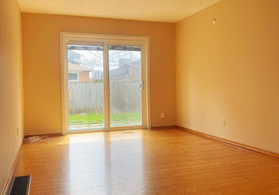 21-kingslake-road-north-york-ontario-c12094545