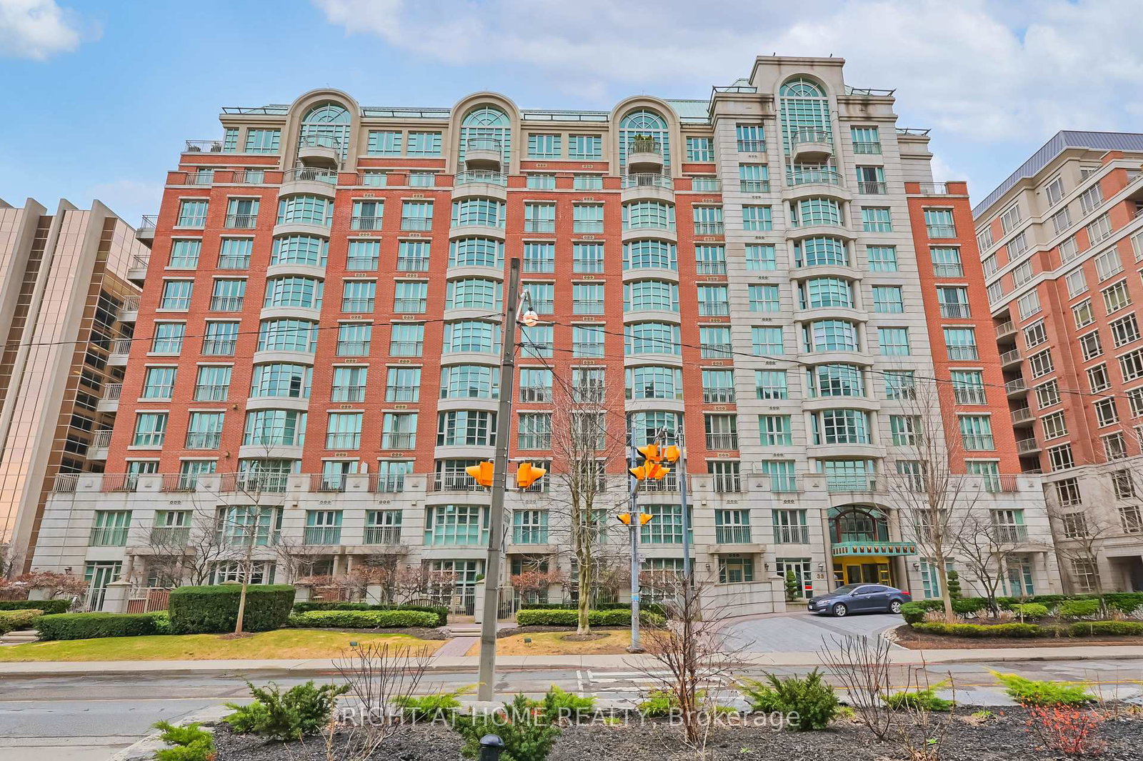 33-delisle-avenue-toronto-ontario-c12094595