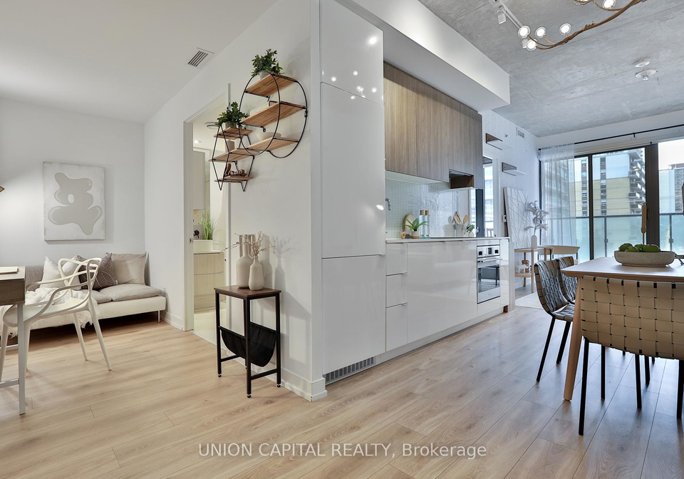 161-roehampton-avenue-n-toronto-ontario-c12095667