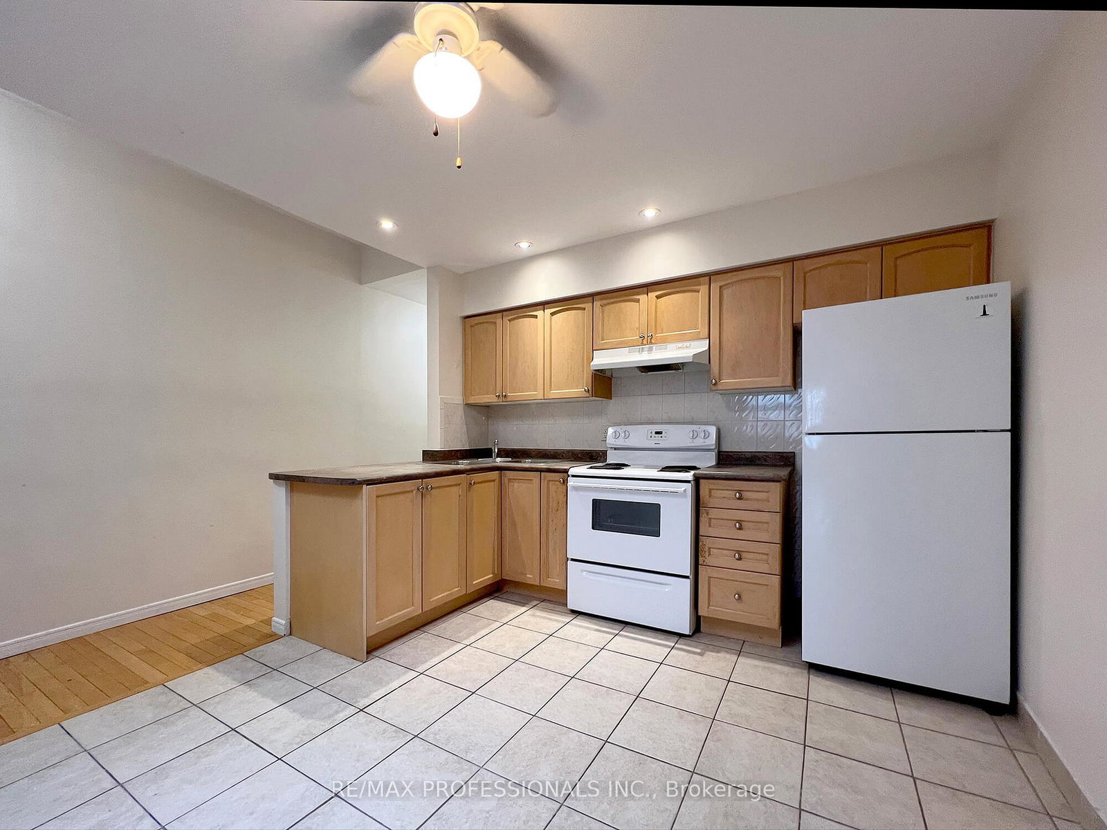 383-dundas-street-e-toronto-ontario-c12096440