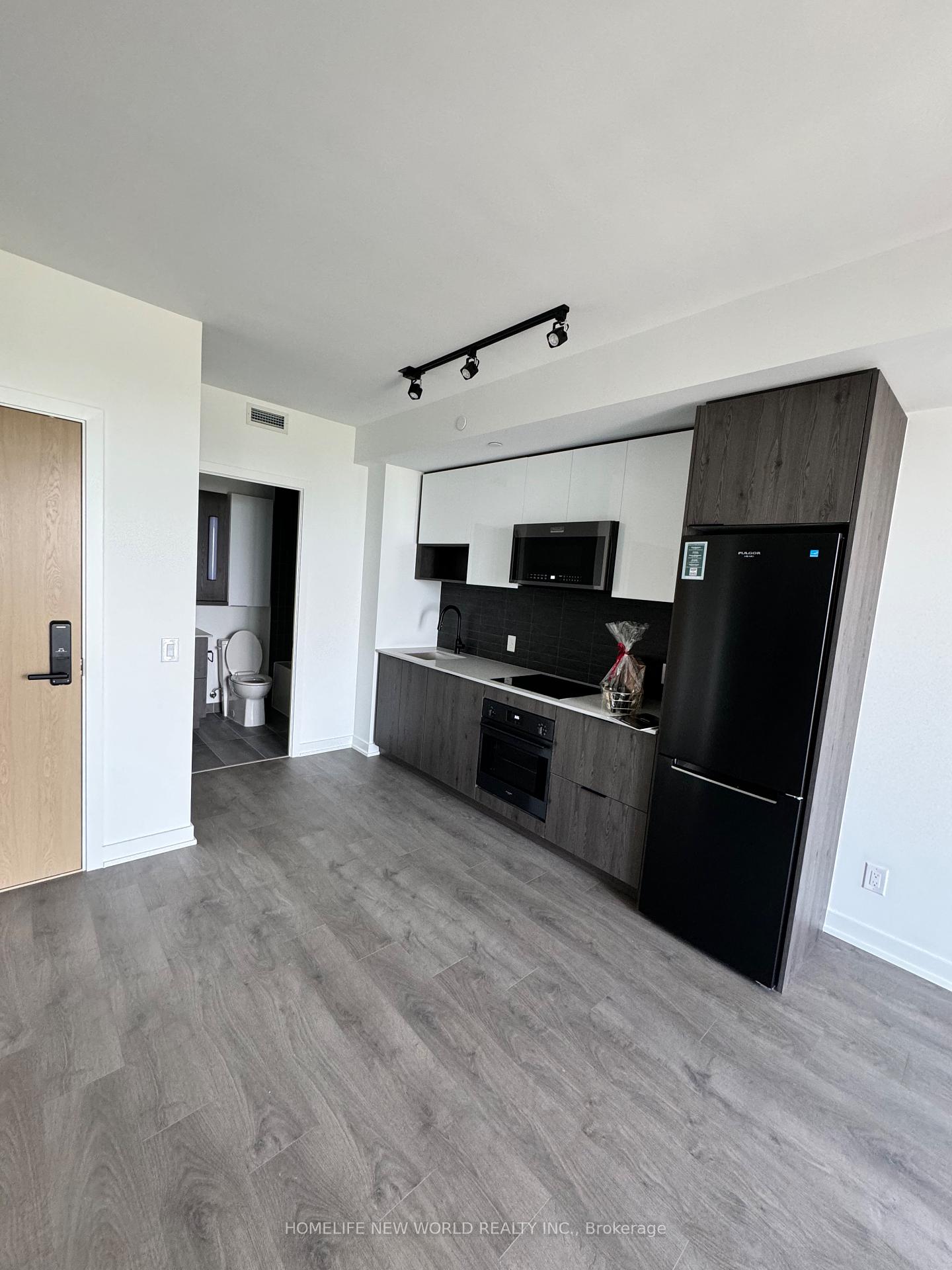 5-defries-street-toronto-ontario-c12099861