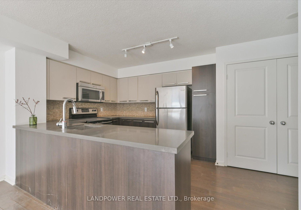 11-st-joseph-street-toronto-ontario-c12100151