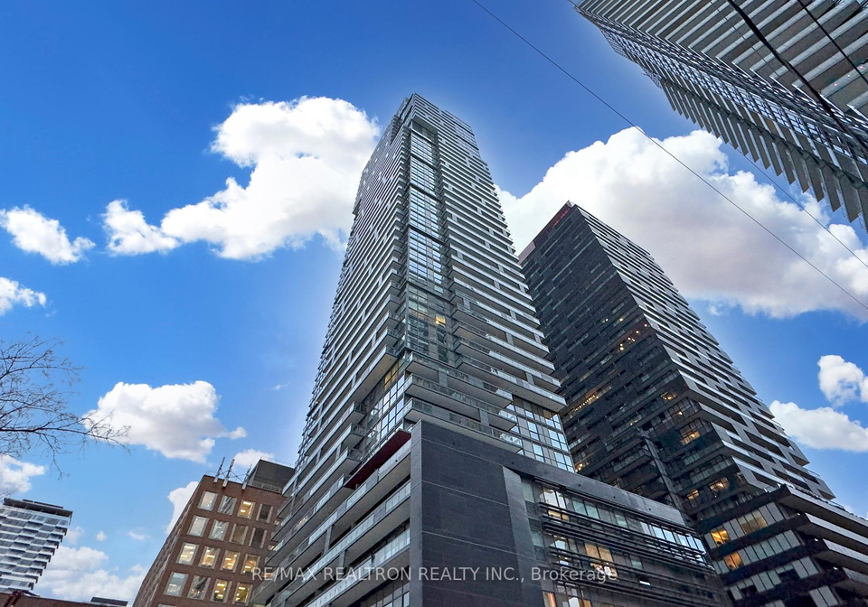 39-roehampton-avenue-toronto-ontario-c12100275