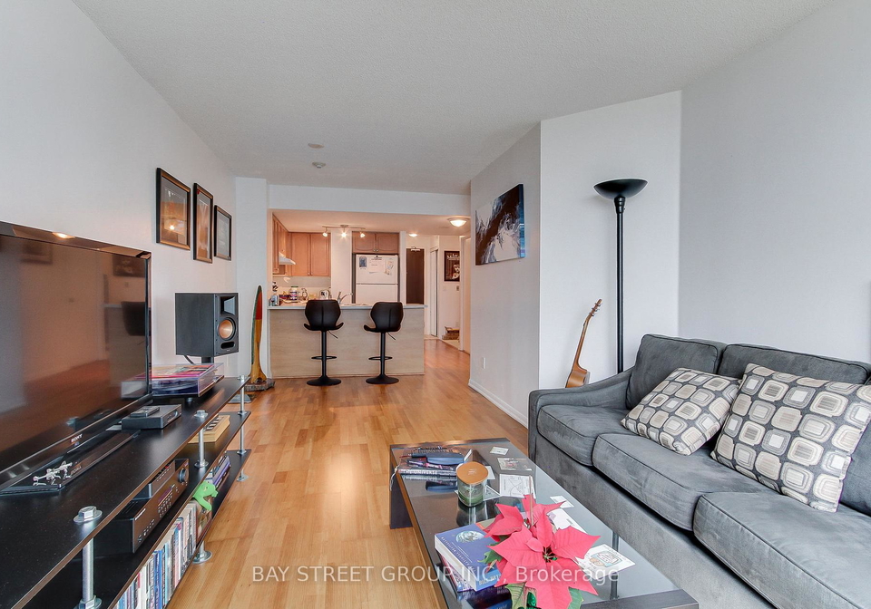 231-fort-york-boulevard-toronto-ontario-c12100476