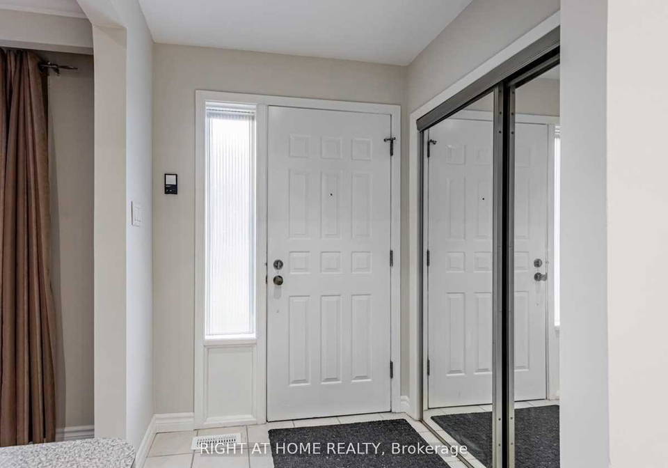 289-churchill-avenue-toronto-ontario-c12103142