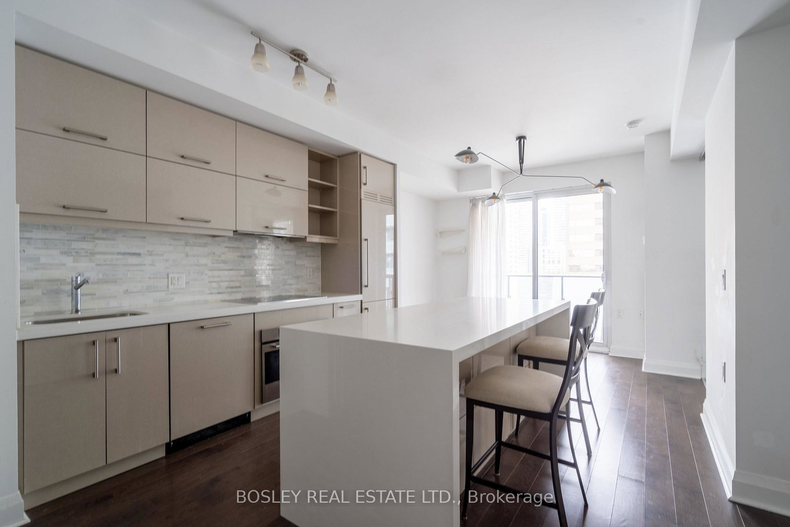 65-st-mary-street-toronto-ontario-c12103797