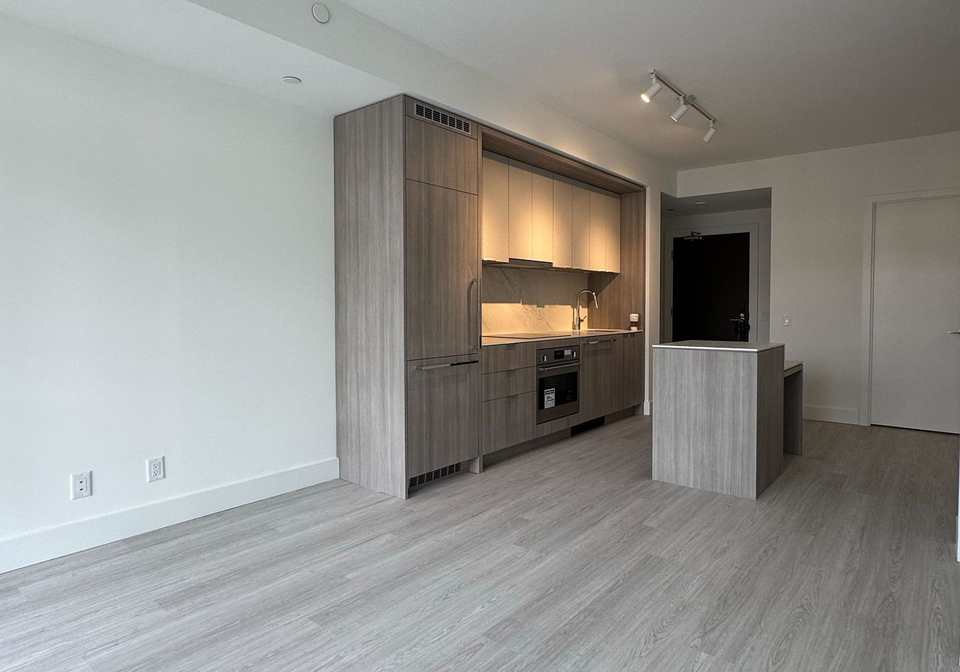 6-greenbriar-road-north-york-ontario-c12103807