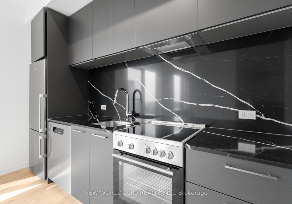 101-roehampton-avenue-toronto-ontario-c12105486