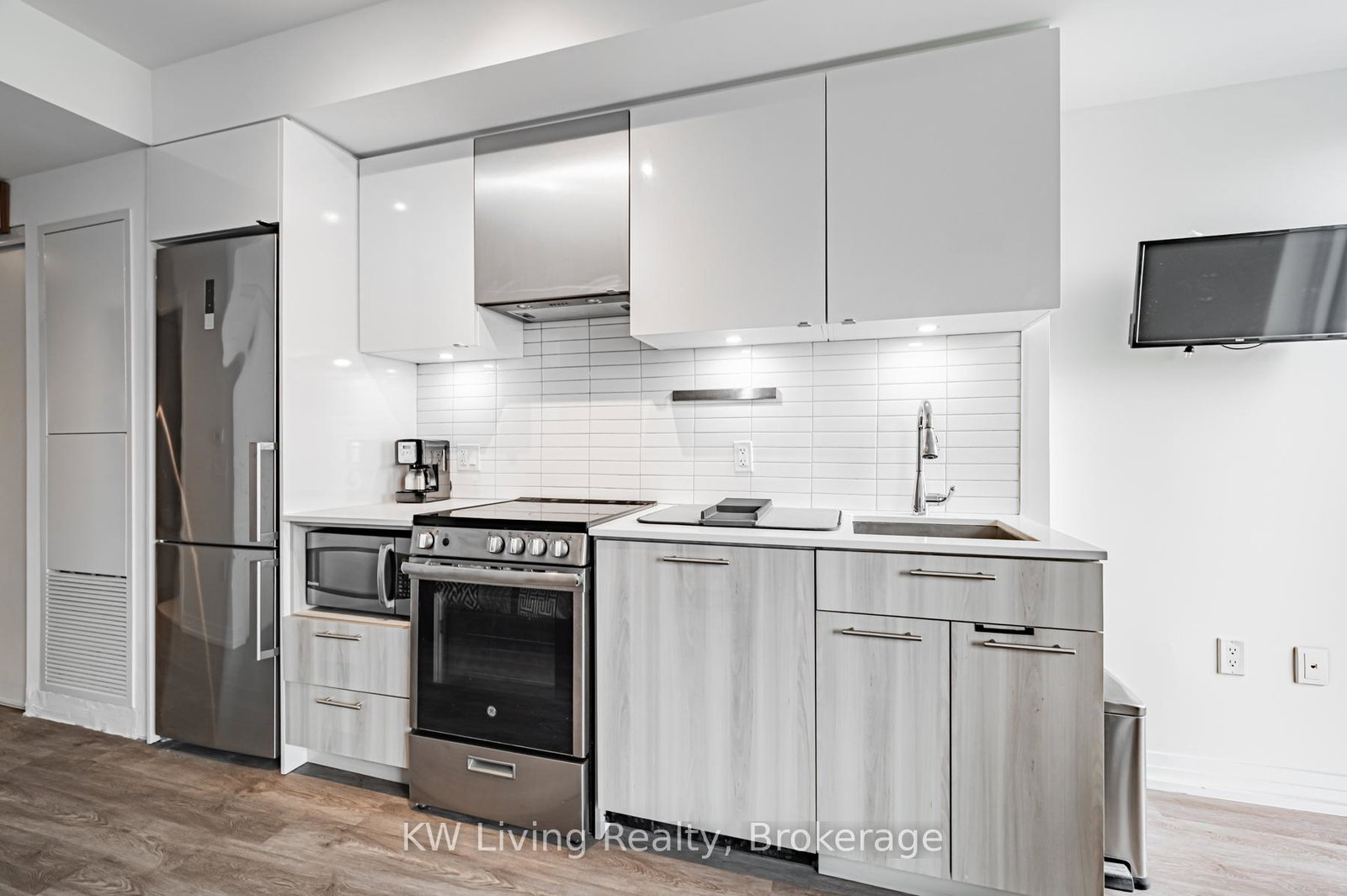 251-jarvis-street-toronto-ontario-c12105594