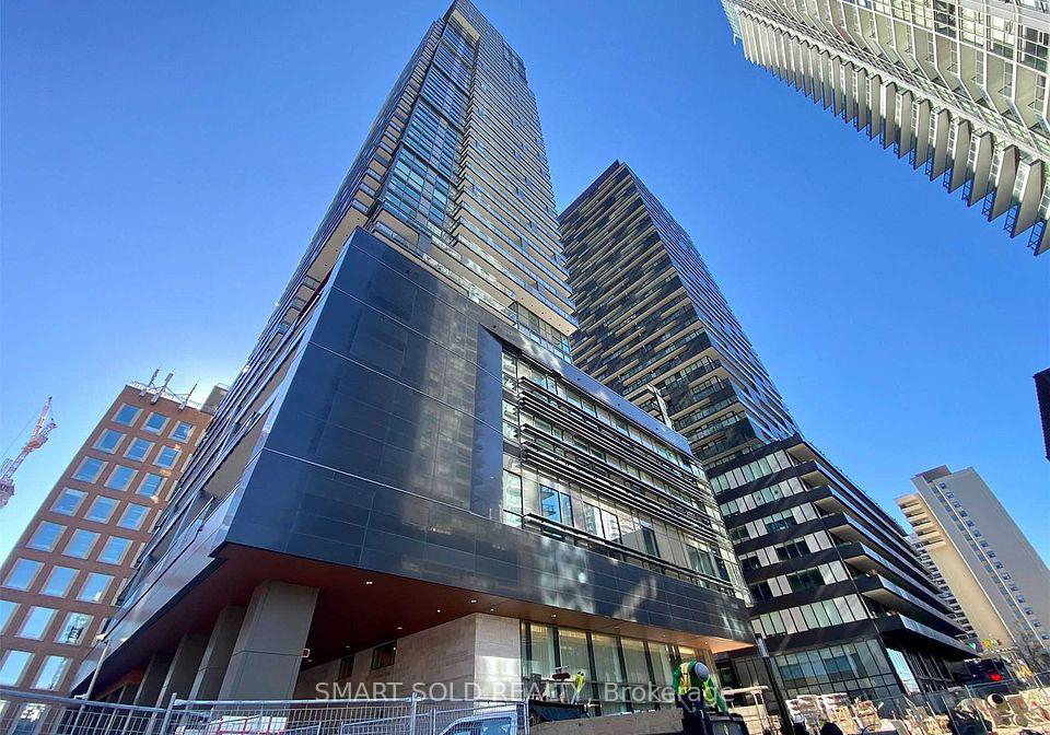 39-roehampton-avenue-toronto-ontario-c12106646