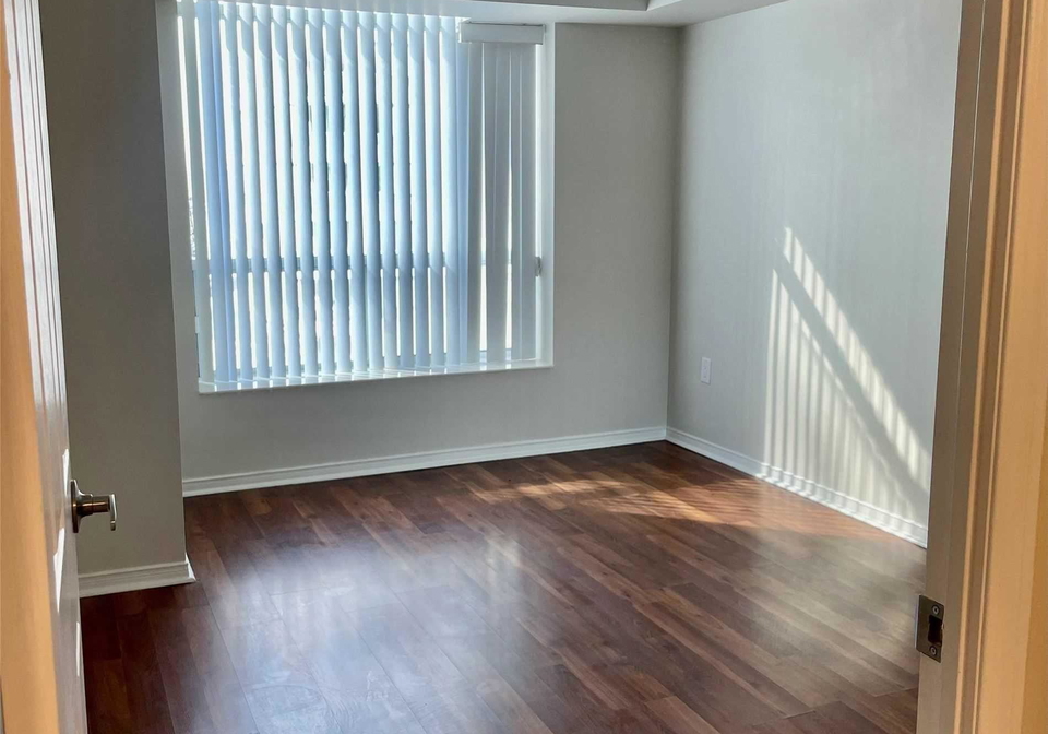 8-pemberton-avenue-north-york-ontario-c12107427