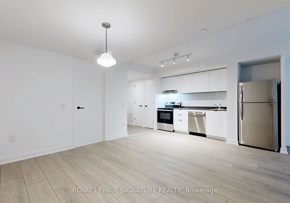 61-charles-street-e-toronto-ontario-c12107628