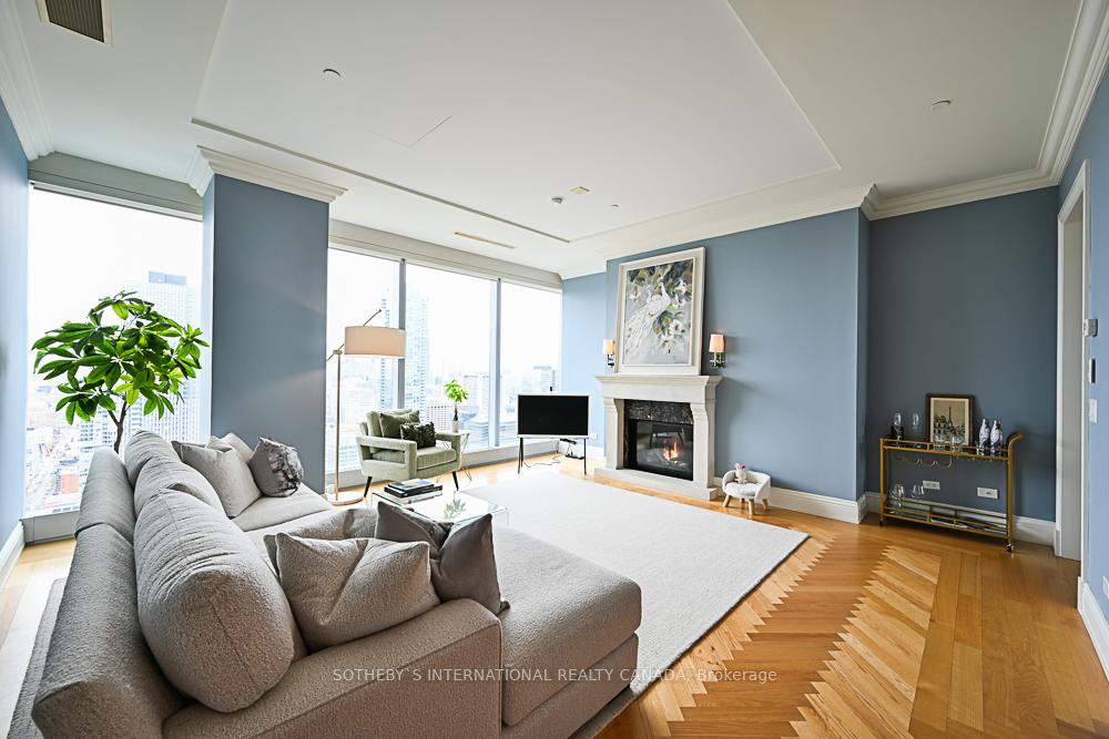 183-wellington-avenue-w-toronto-ontario-c12108505
