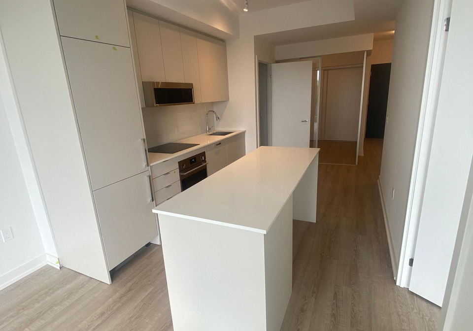 250-lawrence-avenue-w-toronto-ontario-c12109675