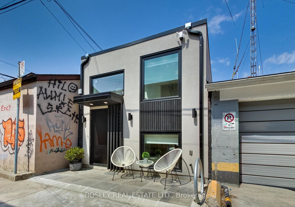 13r-mansfield-avenue-toronto-ontario-c12110466