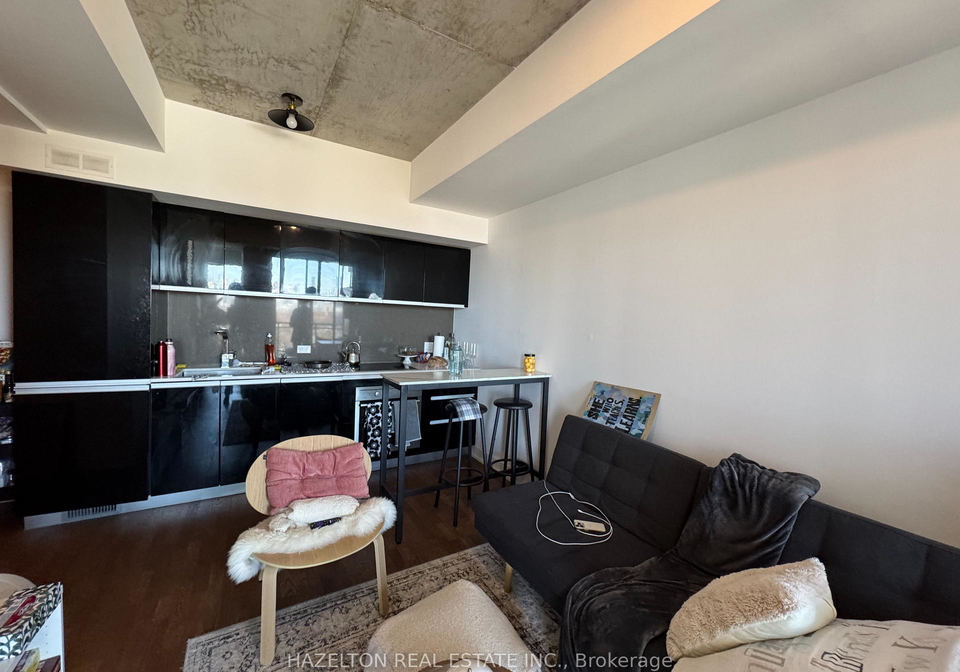 20-minowan-miikan-lane-toronto-ontario-c12110649