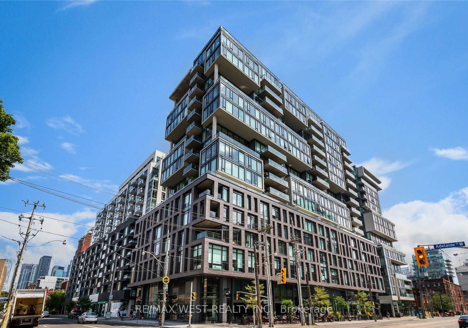 111-bathurst-street-toronto-ontario-c12110969
