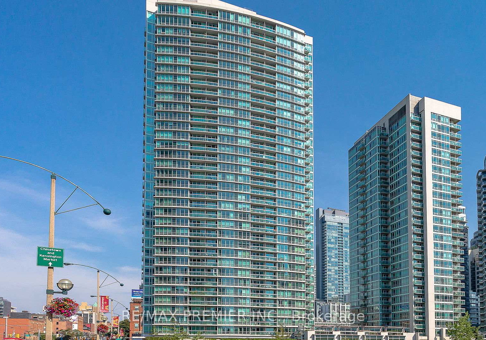 381-front-street-w-toronto-ontario-c12111048
