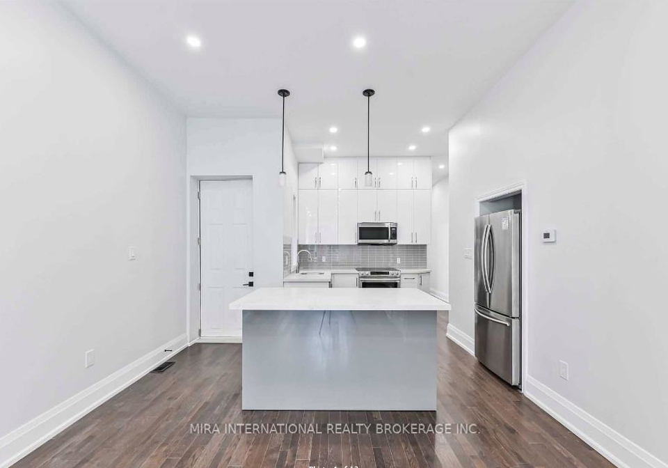 260-lisgar-street-toronto-ontario-c12111061