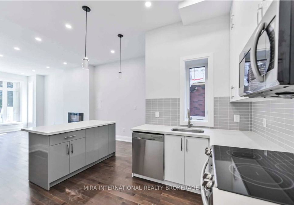 260-lisgar-street-toronto-ontario-c12111061