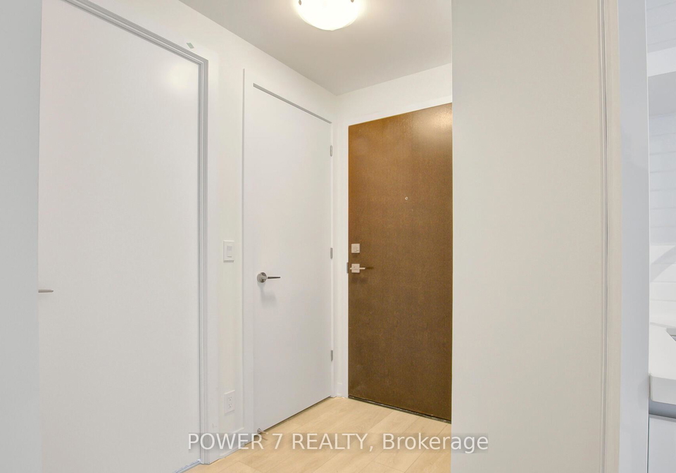 2221-yonge-street-toronto-ontario-c12111271