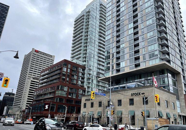 2-broadway-avenue-toronto-ontario-c12111500