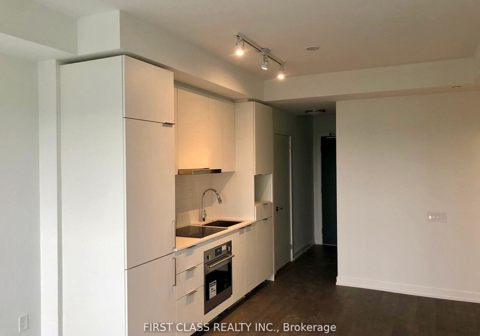 7-golden-lion-heights-north-york-ontario-c12114309