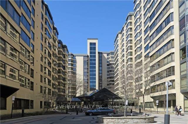 211-st-patrick-street-toronto-ontario-c12114419
