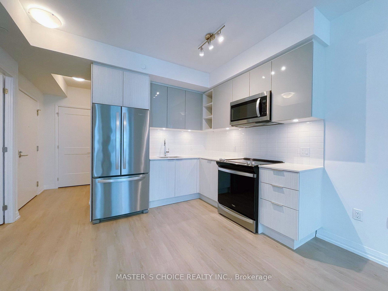 25-holly-street-toronto-ontario-c12115959