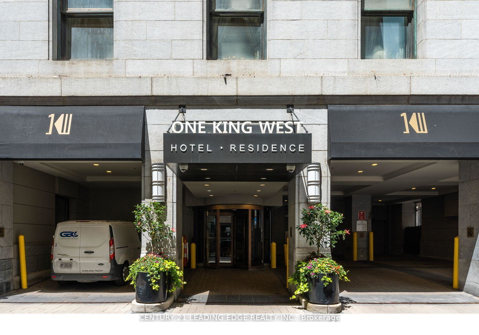1-king-street-w-toronto-ontario-c12117025