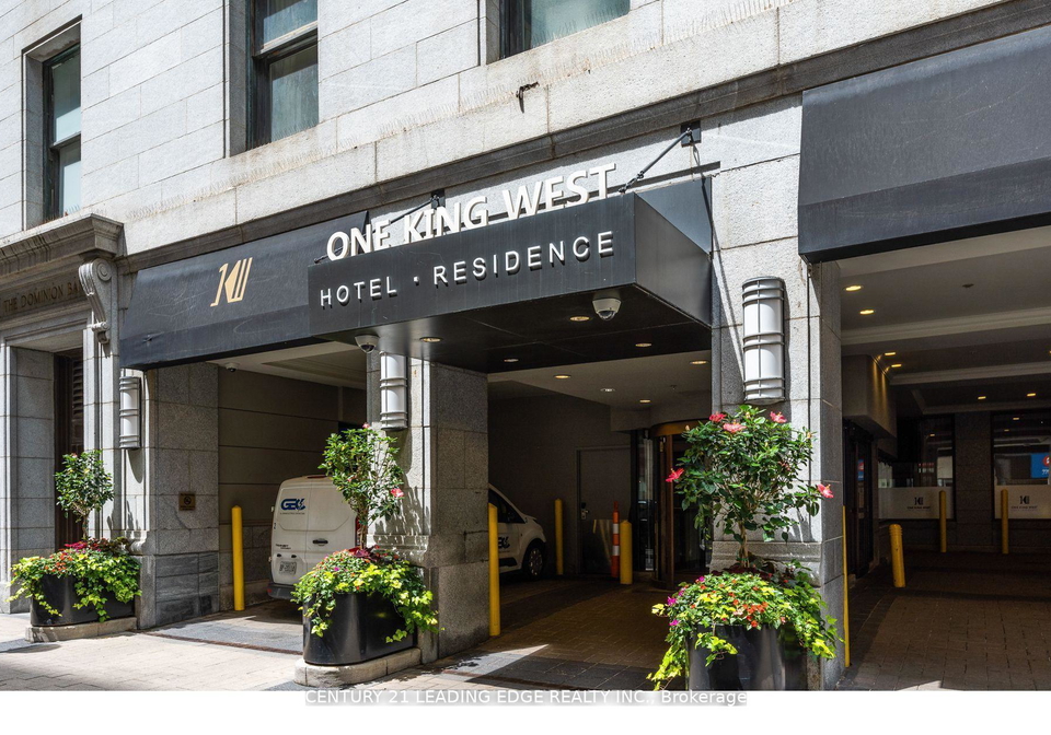 1-king-street-w-toronto-ontario-c12117025