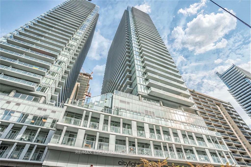 195-redpath-avenue-toronto-ontario-c12117899