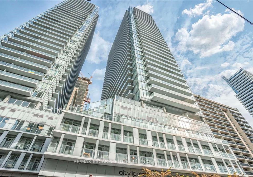 195-redpath-avenue-toronto-ontario-c12117899