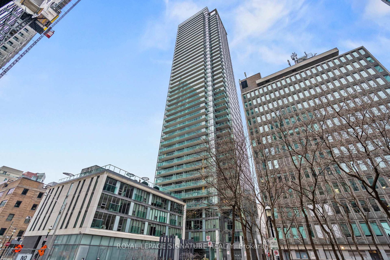 33-lombard-street-toronto-ontario-c12120795