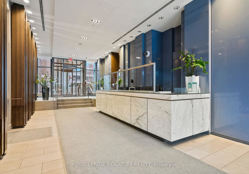 33-lombard-street-toronto-ontario-c12120795