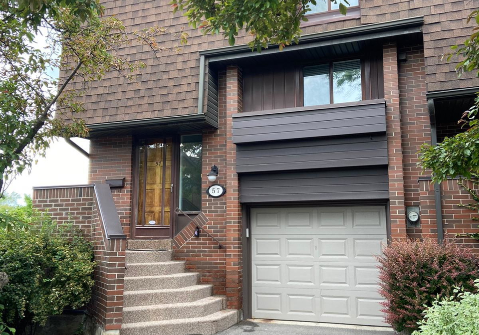 57-gypsy-roseway-north-york-ontario-c12122238