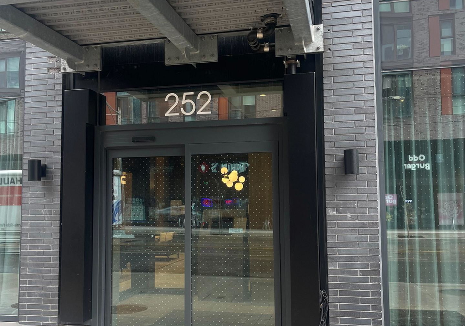 252-church-street-toronto-ontario-c12122463